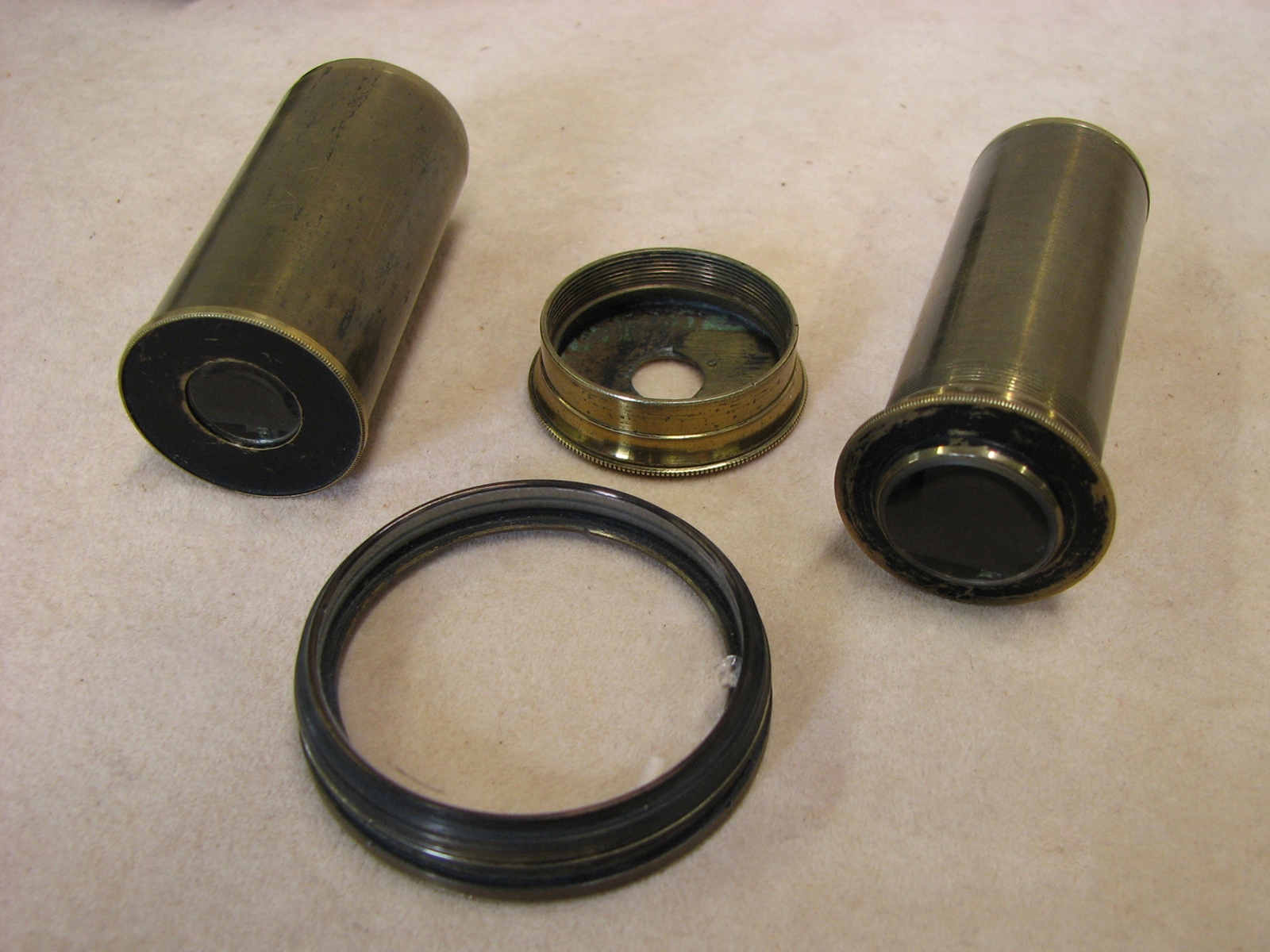 18th century 3 draw telescope by Thomas Taylor Castle St, Leicester Square London
